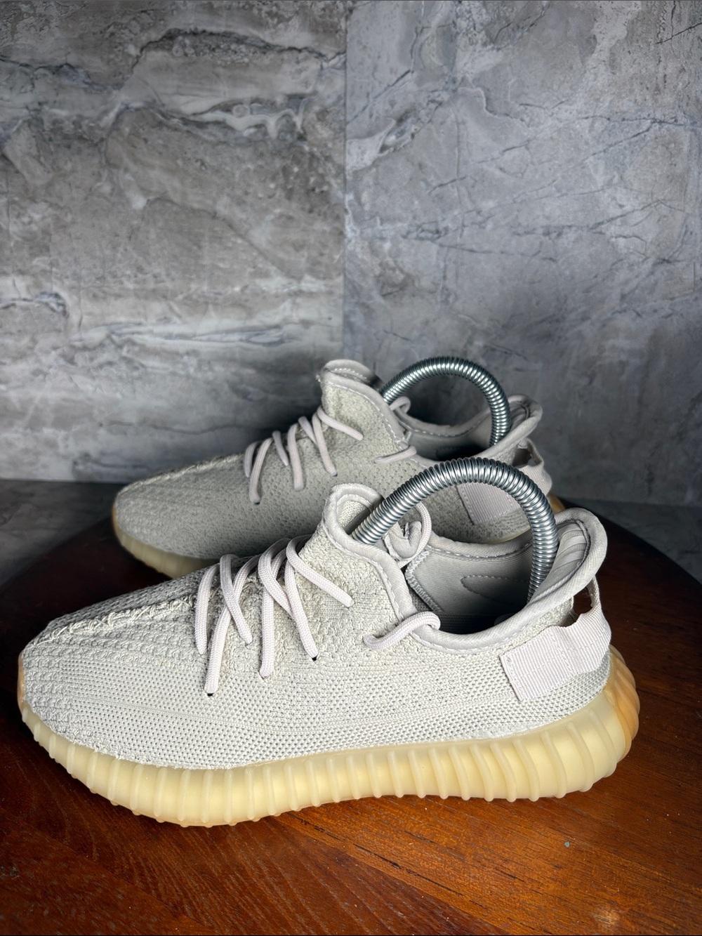 Adidas Yeezy Boost 350 V2 “Seasme” Men’s Size 6.5 Athletic Shoes